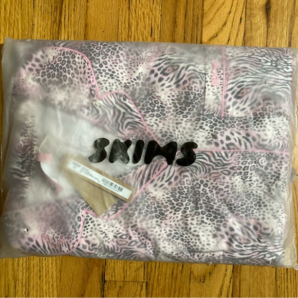 SKIMS Pajama Set Bundle L - Picture 4 of 9